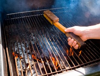 Быстрая чистка гриля: лучшие способы для сияющей решетки