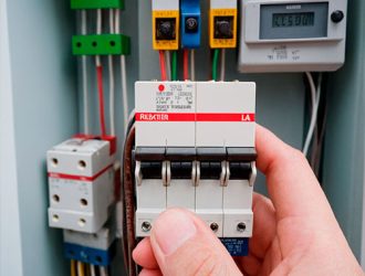 Выбор вводного автомата: от А до Я для вашей квартиры