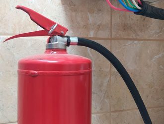 Как избежать пожара: простые шаги по защите домашней проводки