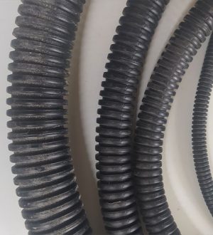 Гофра для электропроводки: необходимость или излишество?