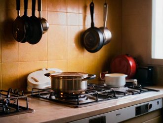 Что делать, если конфорка гаснет сразу после розжига?