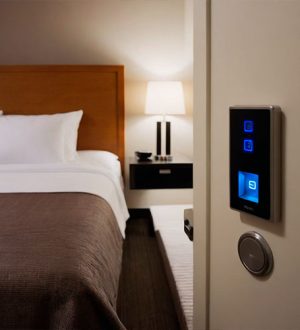 Карточный выключатель: зачем нужен, как выбрать и установить