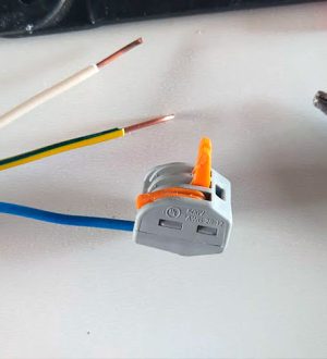 Самозажимные клеммники: виды, сфера применения и советы по выбору