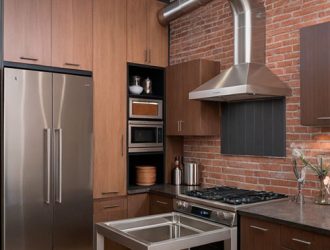 Гофрированная труба для вытяжки: как выбрать и установить