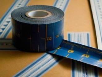 Идеальная поклейка обоев: секреты успешного начала и техника первой полосы