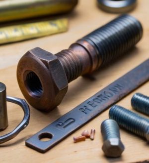 Как открутить болт с сорванными гранями: проверенные методы и советы по безопасности