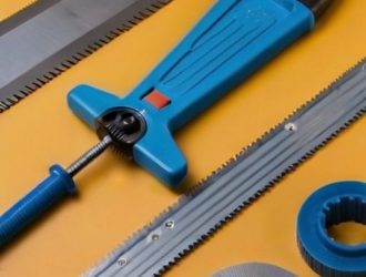 Как эффективно и безопасно резать волнистый шифер: лучшие инструменты и техники