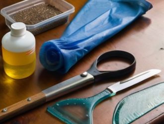 Как легко и безопасно избавиться от эпоксидной смолы: советы и методы очистки