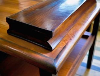 Как правильно удалить старый лак с деревянной мебели: полное руководство от подготовки до финишной обработки