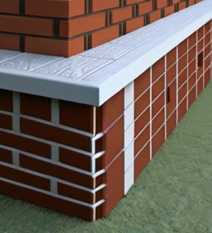 Как выбрать идеальный кирпич для цоколя фундамента: советы и рекомендации для долговечного строительства