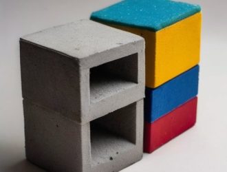 Какой строительный материал выбрать: шлакоблок, пеноблок или газоблок? Экономия и качество в одном решении