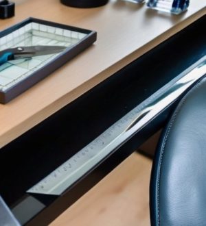 Мастерство резки зеркала: от подготовки до безопасной обработки краев