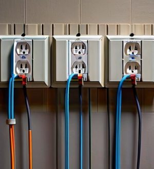 Почему правильное расстояние между подрозетниками — залог безопасности и удобства в вашем доме