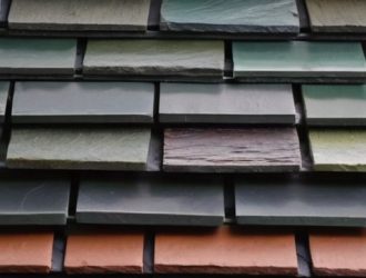 Шифер от истоков до инноваций: из чего его делают и как выбрать лучший вариант для крыши