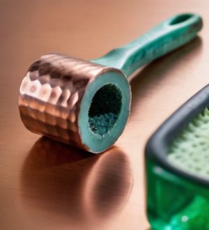 Как избавиться от зеленого налета на медных изделиях: причины, методы очистки и профилактика