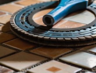 Как резать плитку болгаркой: полное руководство от выбора диска до техники безопасности