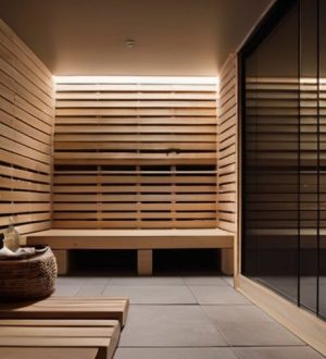 Как выбрать идеальный материал для банных перегородок: от дерева до стекла