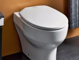 Как выбрать идеальный материал для обшивки инсталляции унитаза: советы и сравнения