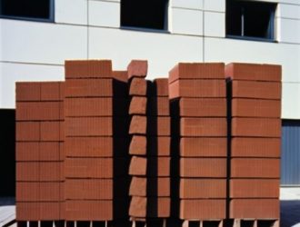 Клинкерный кирпич: от производства до применения в современном строительстве и дизайне