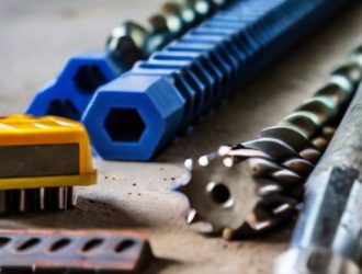 Секреты успешного сверления: как правильно и безопасно работать с коронкой по бетону