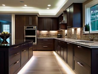 Как создать идеальное освещение на кухне: от выбора светильников до уютной атмосферы