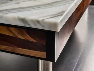 Как выбрать идеальную кухонную столешницу: руководство по материалам и критериям выбора