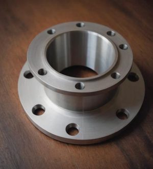 Для чего применяются воротниковые фланцы и в чём их преимущества