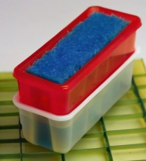 Как эффективно удалить следы от скотча с пластика: практическое руководство