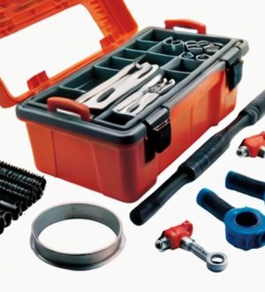 Как надежно соединить чугунные и пластиковые трубы: пошаговое руководство и советы по эксплуатации