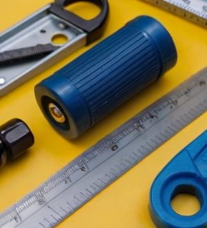 Как самостоятельно отрегулировать прижим пластиковых дверей: пошаговое руководство