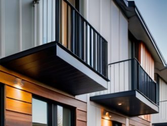 Правильный выбор материала для обшивки балкона: как не ошибиться и сделать идеальный выбор