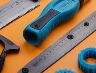 Резка резины: Как выбрать правильные инструменты и обеспечить безопасность в процессе