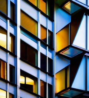 Вертикальные импосты окон: от исторической эволюции до современных архитектурных решений