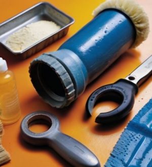 Эффективные методы удаления старой краски с дерева: от химии до механики