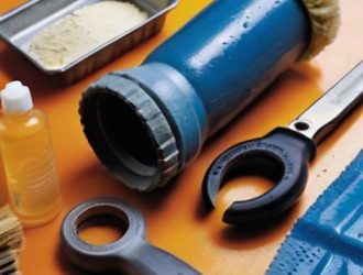 Эффективные методы удаления старой краски с дерева: от химии до механики