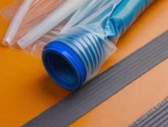 Как правильно снять побелку с потолка: пошаговое руководство для домашних мастеров