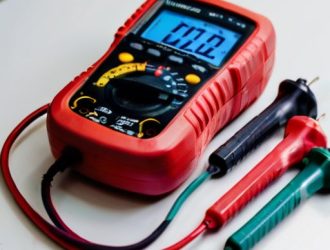 Как проверить аккумулятор мультиметром: пошаговое руководство для надежной диагностики