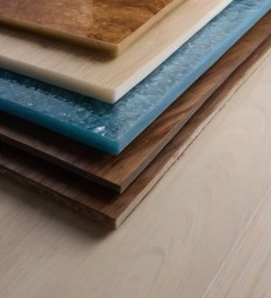 Кварцвинил или ламинат: Как выбрать идеальное покрытие для вашего дома?