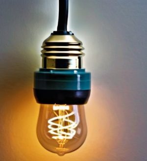 Почему моргание светодиодных ламп вызывает беспокойство и как его устранить?