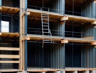 Строительство лесов: безопасность, материалы и ключевые этапы процесса